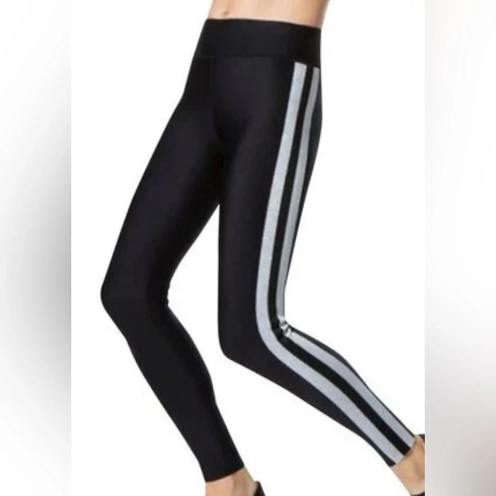 ULTRACOR Set  Women's Collegiate Black Leggings and Top with Silver Accents - Picture 9 of 16